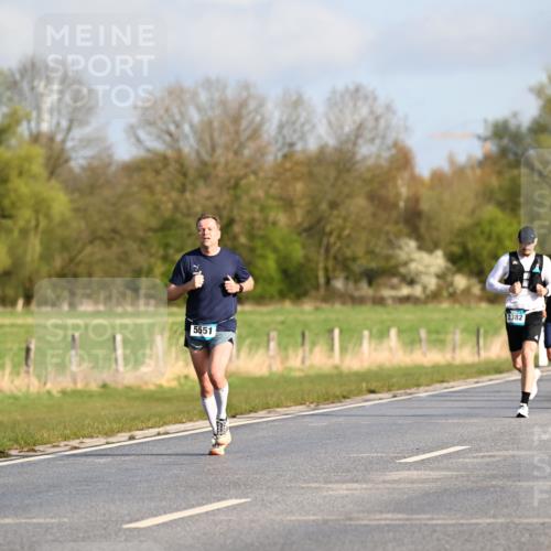 12.04.2026 - 45. Internationalen Wilhelmsburger Insellauf Dr. Thomas Lammeyer http://msf.ph/oto/9432099 12.04.2026 09:13:54 Laufen 50, 2382, 5551 meine-sportfotos.de