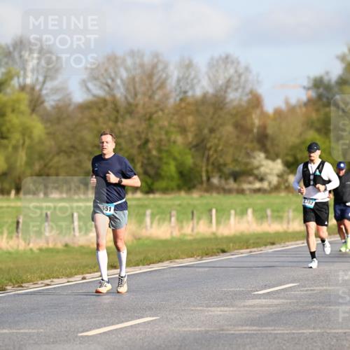 12.04.2026 - 45. Internationalen Wilhelmsburger Insellauf Dr. Thomas Lammeyer http://msf.ph/oto/9432102 12.04.2026 09:13:54 Laufen 551, 2382, 3095 meine-sportfotos.de