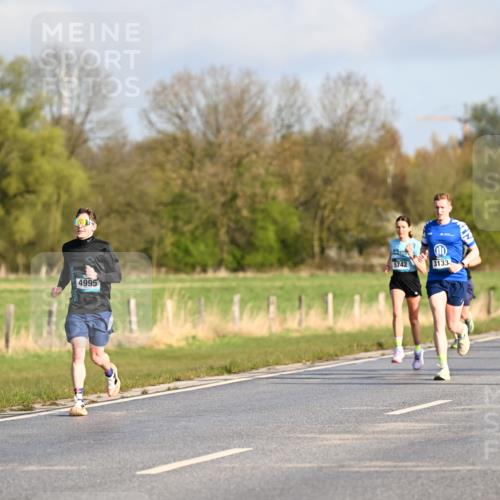 12.04.2026 - 45. Internationalen Wilhelmsburger Insellauf Dr. Thomas Lammeyer http://msf.ph/oto/9432161 12.04.2026 09:14:05 Laufen 4995, 5742, 3133, 2317, 904 meine-sportfotos.de