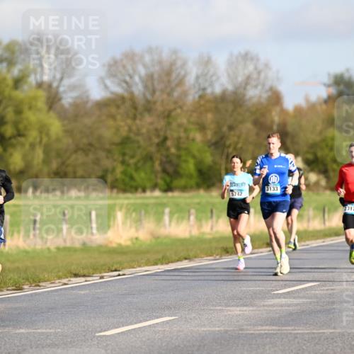 12.04.2026 - 45. Internationalen Wilhelmsburger Insellauf Dr. Thomas Lammeyer http://msf.ph/oto/9432168 12.04.2026 09:14:06 Laufen 4995, 3133, 5742, 2317, 3634 meine-sportfotos.de