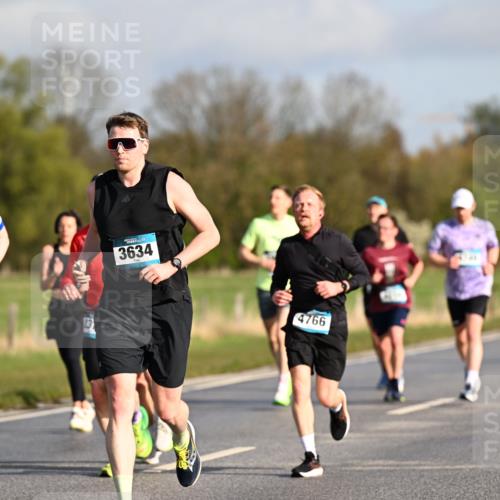 12.04.2026 - 45. Internationalen Wilhelmsburger Insellauf Dr. Thomas Lammeyer http://msf.ph/oto/9432194 12.04.2026 09:14:11 Laufen 3133, 23, 3634, 4766 meine-sportfotos.de