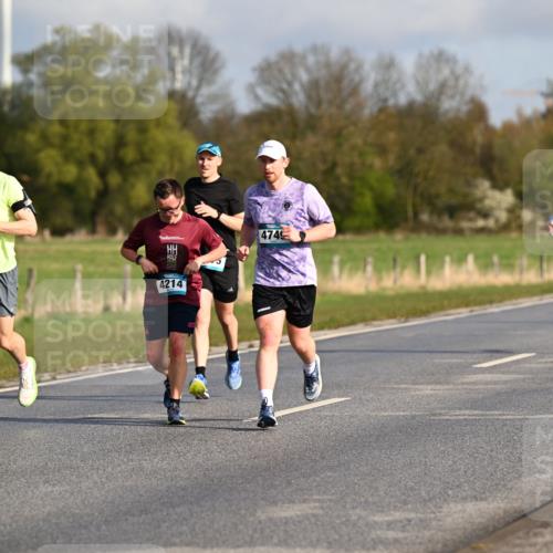 12.04.2026 - 45. Internationalen Wilhelmsburger Insellauf Dr. Thomas Lammeyer http://msf.ph/oto/9432209 12.04.2026 09:14:14 Laufen 66, 474, 4214 meine-sportfotos.de