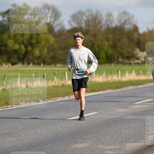 12.04.2026 - 45. Internationalen Wilhelmsburger Insellauf Dr. Thomas Lammeyer http://msf.ph/oto/9432229 12.04.2026 09:14:18 Laufen 4495, 5522, 5764 meine-sportfotos.de
