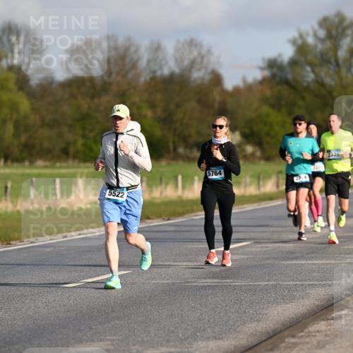 12.04.2026 - 45. Internationalen Wilhelmsburger Insellauf Dr. Thomas Lammeyer http://msf.ph/oto/9432240 12.04.2026 09:14:21 Laufen 5522, 5764, 2014, 2325 meine-sportfotos.de