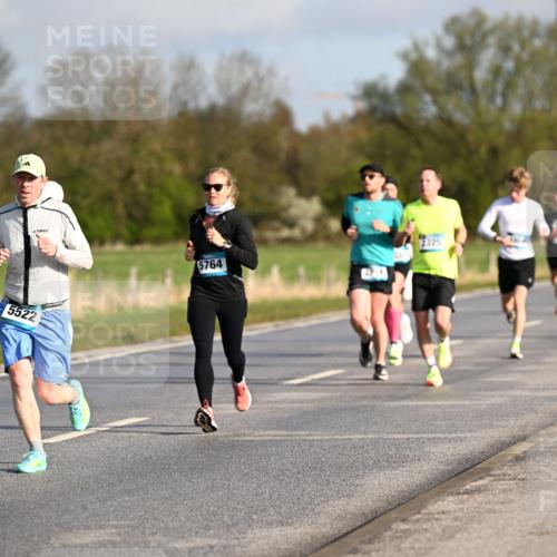 12.04.2026 - 45. Internationalen Wilhelmsburger Insellauf Dr. Thomas Lammeyer http://msf.ph/oto/9432244 12.04.2026 09:14:21 Laufen 5522, 5764 meine-sportfotos.de