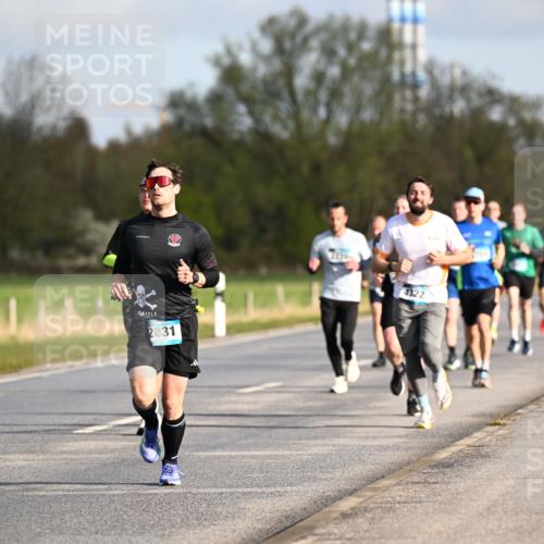 12.04.2026 - 45. Internationalen Wilhelmsburger Insellauf Dr. Thomas Lammeyer http://msf.ph/oto/9432371 12.04.2026 09:14:44 Laufen 3141, 2831, 3270, 4322 meine-sportfotos.de