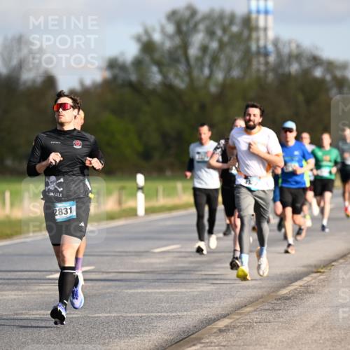 12.04.2026 - 45. Internationalen Wilhelmsburger Insellauf Dr. Thomas Lammeyer http://msf.ph/oto/9432375 12.04.2026 09:14:44 Laufen 2831 meine-sportfotos.de