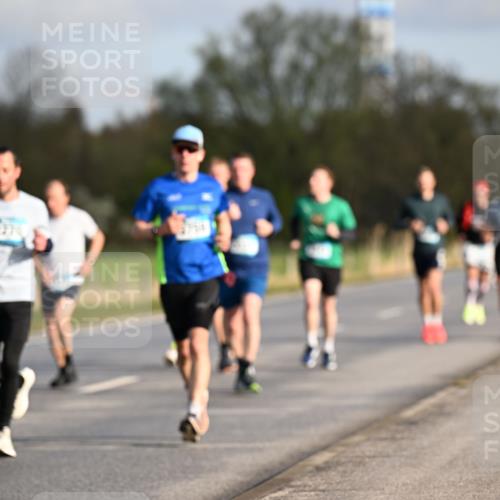 12.04.2026 - 45. Internationalen Wilhelmsburger Insellauf Dr. Thomas Lammeyer http://msf.ph/oto/9432402 12.04.2026 09:14:49 Laufen 322 meine-sportfotos.de
