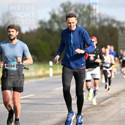 12.04.2026 - 45. Internationalen Wilhelmsburger Insellauf Dr. Thomas Lammeyer http://msf.ph/oto/9432456 12.04.2026 09:14:57 Laufen 4884 meine-sportfotos.de