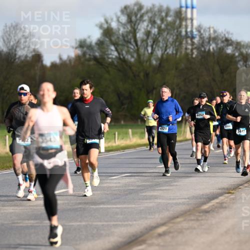 12.04.2026 - 45. Internationalen Wilhelmsburger Insellauf Dr. Thomas Lammeyer http://msf.ph/oto/9432487 12.04.2026 09:15:02 Laufen 4521, 4050, 4000, 3447, 3605, 238, 4493, 144 meine-sportfotos.de