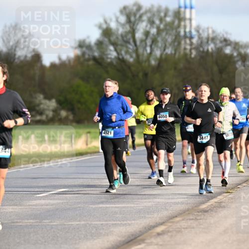 12.04.2026 - 45. Internationalen Wilhelmsburger Insellauf Dr. Thomas Lammeyer http://msf.ph/oto/9432504 12.04.2026 09:15:05 Laufen 5344, 4521, 4050, 30, 4000, 3447, 3605, 38, 493, 3144 meine-sportfotos.de