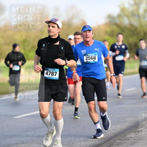 12.04.2026 - 45. Internationalen Wilhelmsburger Insellauf Dr. Thomas Lammeyer http://msf.ph/oto/9432747 12.04.2026 09:15:55 Laufen 4787, 2568 meine-sportfotos.de