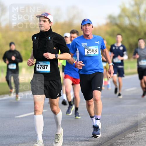 12.04.2026 - 45. Internationalen Wilhelmsburger Insellauf Dr. Thomas Lammeyer http://msf.ph/oto/9432748 12.04.2026 09:15:55 Laufen 4787, 2568 meine-sportfotos.de