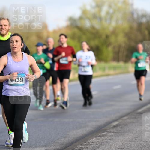 12.04.2026 - 45. Internationalen Wilhelmsburger Insellauf Dr. Thomas Lammeyer http://msf.ph/oto/9432778 12.04.2026 09:16:00 Laufen 4439 meine-sportfotos.de