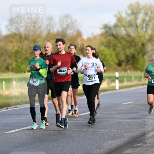 12.04.2026 - 45. Internationalen Wilhelmsburger Insellauf Dr. Thomas Lammeyer http://msf.ph/oto/9432787 12.04.2026 09:16:02 Laufen 3991, 224, 25, 4042, 3214, 3534 meine-sportfotos.de