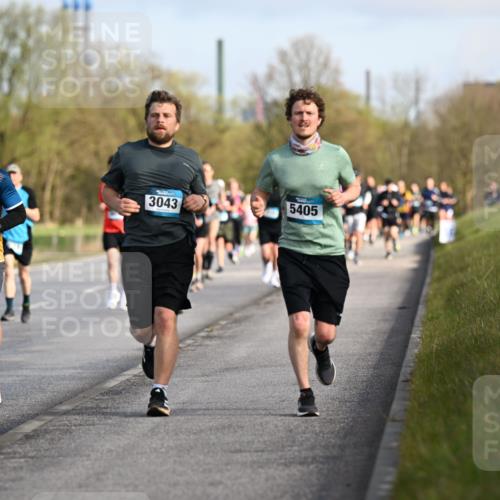 12.04.2026 - 45. Internationalen Wilhelmsburger Insellauf Dr. Thomas Lammeyer http://msf.ph/oto/9432842 12.04.2026 09:16:12 Laufen 5048, 3043, 5405 meine-sportfotos.de