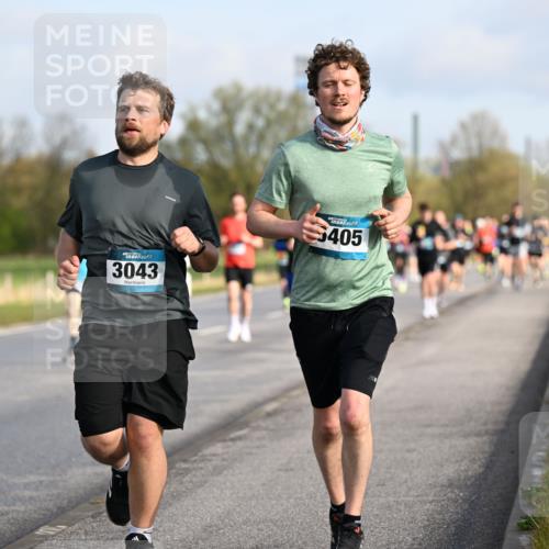 12.04.2026 - 45. Internationalen Wilhelmsburger Insellauf Dr. Thomas Lammeyer http://msf.ph/oto/9432856 12.04.2026 09:16:15 Laufen 3043, 5048, 405 meine-sportfotos.de