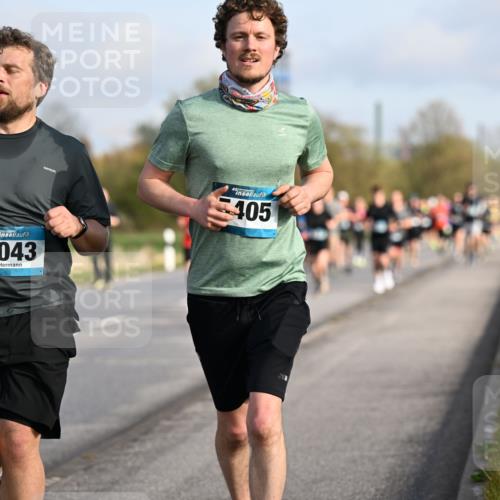 12.04.2026 - 45. Internationalen Wilhelmsburger Insellauf Dr. Thomas Lammeyer http://msf.ph/oto/9432861 12.04.2026 09:16:16 Laufen 4, 3043, 405 meine-sportfotos.de