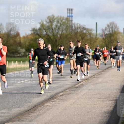 12.04.2026 - 45. Internationalen Wilhelmsburger Insellauf Dr. Thomas Lammeyer http://msf.ph/oto/9432875 12.04.2026 09:16:20 Laufen 844, 3546 meine-sportfotos.de