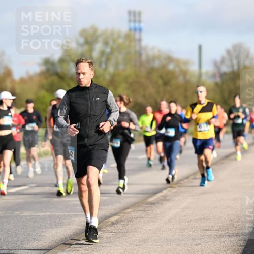 12.04.2026 - 45. Internationalen Wilhelmsburger Insellauf Dr. Thomas Lammeyer http://msf.ph/oto/9432974 12.04.2026 09:16:38 Laufen  meine-sportfotos.de