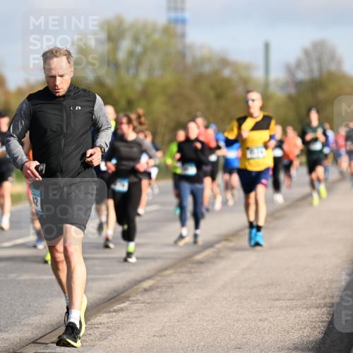 12.04.2026 - 45. Internationalen Wilhelmsburger Insellauf Dr. Thomas Lammeyer http://msf.ph/oto/9432980 12.04.2026 09:16:39 Laufen  meine-sportfotos.de