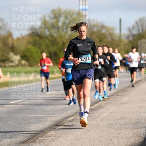 12.04.2026 - 45. Internationalen Wilhelmsburger Insellauf Dr. Thomas Lammeyer http://msf.ph/oto/9433040 12.04.2026 09:16:51 Laufen 4333, 2724 meine-sportfotos.de