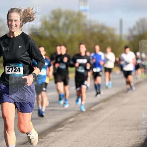 12.04.2026 - 45. Internationalen Wilhelmsburger Insellauf Dr. Thomas Lammeyer http://msf.ph/oto/9433053 12.04.2026 09:16:53 Laufen 2724 meine-sportfotos.de