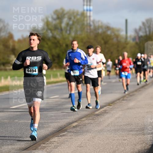 12.04.2026 - 45. Internationalen Wilhelmsburger Insellauf Dr. Thomas Lammeyer http://msf.ph/oto/9433071 12.04.2026 09:16:56 Laufen 4494 meine-sportfotos.de