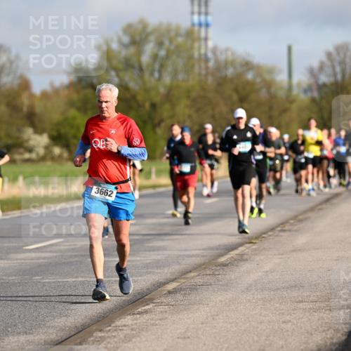 12.04.2026 - 45. Internationalen Wilhelmsburger Insellauf Dr. Thomas Lammeyer http://msf.ph/oto/9433126 12.04.2026 09:17:04 Laufen 3662 meine-sportfotos.de