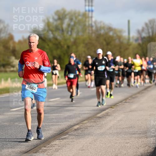 12.04.2026 - 45. Internationalen Wilhelmsburger Insellauf Dr. Thomas Lammeyer http://msf.ph/oto/9433131 12.04.2026 09:17:05 Laufen 3662 meine-sportfotos.de