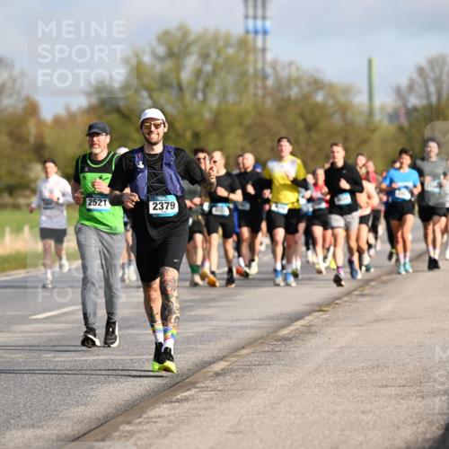 12.04.2026 - 45. Internationalen Wilhelmsburger Insellauf Dr. Thomas Lammeyer http://msf.ph/oto/9433174 12.04.2026 09:17:12 Laufen 2521, 2379 meine-sportfotos.de