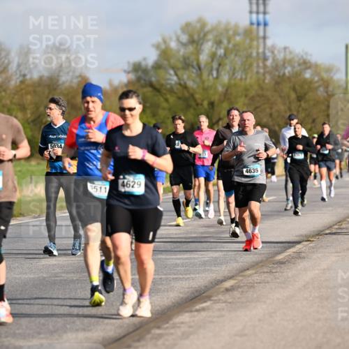 12.04.2026 - 45. Internationalen Wilhelmsburger Insellauf Dr. Thomas Lammeyer http://msf.ph/oto/9433244 12.04.2026 09:17:24 Laufen 06, 5357, 5034, 5511, 4629, 4635, 2105, 2106 meine-sportfotos.de