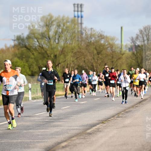 12.04.2026 - 45. Internationalen Wilhelmsburger Insellauf Dr. Thomas Lammeyer http://msf.ph/oto/9433299 12.04.2026 09:17:39 Laufen 4646, 5647, 3221, 4377 meine-sportfotos.de