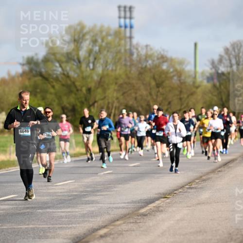 12.04.2026 - 45. Internationalen Wilhelmsburger Insellauf Dr. Thomas Lammeyer http://msf.ph/oto/9433308 12.04.2026 09:17:41 Laufen 4640 meine-sportfotos.de