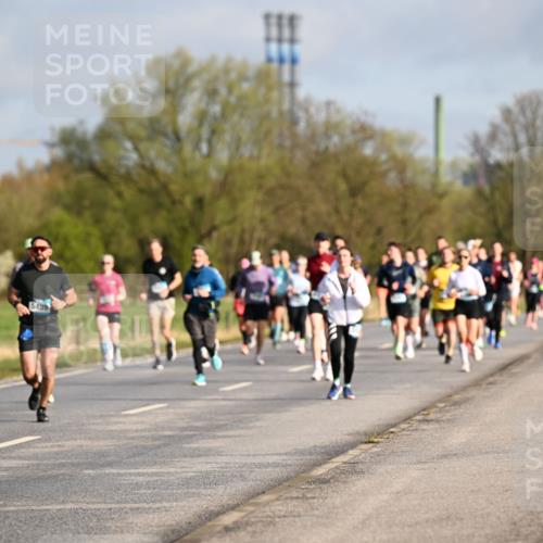 12.04.2026 - 45. Internationalen Wilhelmsburger Insellauf Dr. Thomas Lammeyer http://msf.ph/oto/9433318 12.04.2026 09:17:42 Laufen 4646 meine-sportfotos.de