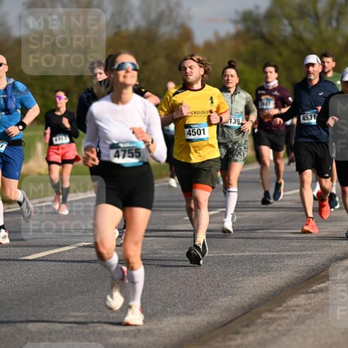 12.04.2026 - 45. Internationalen Wilhelmsburger Insellauf Dr. Thomas Lammeyer http://msf.ph/oto/9433348 12.04.2026 09:17:55 Laufen 3785, 4481, 4755, 4501, 139, 4531 meine-sportfotos.de