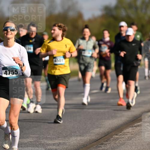 12.04.2026 - 45. Internationalen Wilhelmsburger Insellauf Dr. Thomas Lammeyer http://msf.ph/oto/9433351 12.04.2026 09:17:56 Laufen 4755, 4501 meine-sportfotos.de