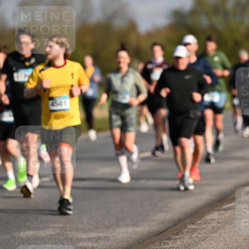 12.04.2026 - 45. Internationalen Wilhelmsburger Insellauf Dr. Thomas Lammeyer http://msf.ph/oto/9433355 12.04.2026 09:17:56 Laufen 4755, 4501 meine-sportfotos.de