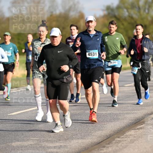 12.04.2026 - 45. Internationalen Wilhelmsburger Insellauf Dr. Thomas Lammeyer http://msf.ph/oto/9433359 12.04.2026 09:17:57 Laufen 5359, 501, 41, 4531, 2100, 022 meine-sportfotos.de
