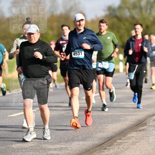 12.04.2026 - 45. Internationalen Wilhelmsburger Insellauf Dr. Thomas Lammeyer http://msf.ph/oto/9433362 12.04.2026 09:17:58 Laufen 4531, 2100 meine-sportfotos.de
