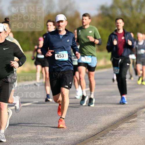 12.04.2026 - 45. Internationalen Wilhelmsburger Insellauf Dr. Thomas Lammeyer http://msf.ph/oto/9433364 12.04.2026 09:17:58 Laufen 4531, 100, 1350, 122 meine-sportfotos.de