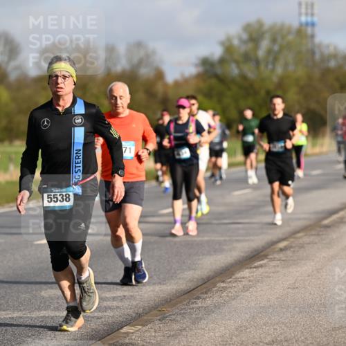 12.04.2026 - 45. Internationalen Wilhelmsburger Insellauf Dr. Thomas Lammeyer http://msf.ph/oto/9433399 12.04.2026 09:18:07 Laufen 2507, 5538, 71 meine-sportfotos.de