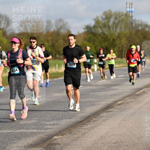12.04.2026 - 45. Internationalen Wilhelmsburger Insellauf Dr. Thomas Lammeyer http://msf.ph/oto/9433406 12.04.2026 09:18:10 Laufen 4634, 62, 2812 meine-sportfotos.de