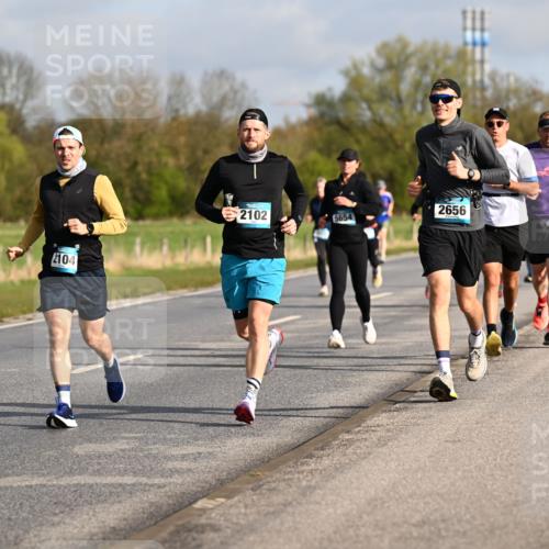 12.04.2026 - 45. Internationalen Wilhelmsburger Insellauf Dr. Thomas Lammeyer http://msf.ph/oto/9433466 12.04.2026 09:18:19 Laufen 2054, 2104, 2102, 5654, 2656 meine-sportfotos.de