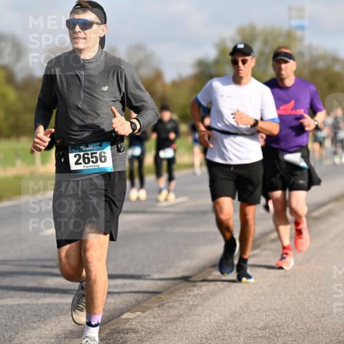 12.04.2026 - 45. Internationalen Wilhelmsburger Insellauf Dr. Thomas Lammeyer http://msf.ph/oto/9433483 12.04.2026 09:18:22 Laufen 45, 2656 meine-sportfotos.de