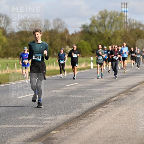 12.04.2026 - 45. Internationalen Wilhelmsburger Insellauf Dr. Thomas Lammeyer http://msf.ph/oto/9433516 12.04.2026 09:18:28 Laufen 3653 meine-sportfotos.de
