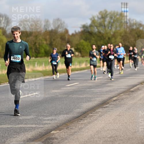 12.04.2026 - 45. Internationalen Wilhelmsburger Insellauf Dr. Thomas Lammeyer http://msf.ph/oto/9433521 12.04.2026 09:18:29 Laufen 3653 meine-sportfotos.de
