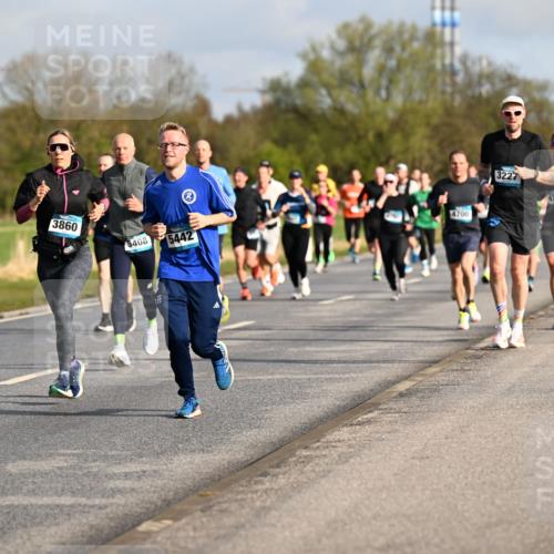 12.04.2026 - 45. Internationalen Wilhelmsburger Insellauf Dr. Thomas Lammeyer http://msf.ph/oto/9433544 12.04.2026 09:18:34 Laufen 3860, 2500, 5408, 5442, 4700, 3227, 4785 meine-sportfotos.de