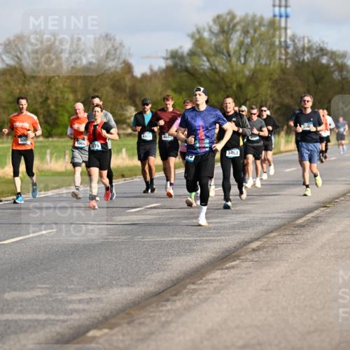 12.04.2026 - 45. Internationalen Wilhelmsburger Insellauf Dr. Thomas Lammeyer http://msf.ph/oto/9433605 12.04.2026 09:18:45 Laufen 4424, 4684, 500, 5006, 4490, 2075, 3493, 356, 5251 meine-sportfotos.de