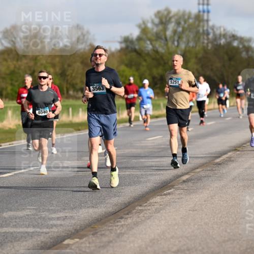 12.04.2026 - 45. Internationalen Wilhelmsburger Insellauf Dr. Thomas Lammeyer http://msf.ph/oto/9433648 12.04.2026 09:18:51 Laufen 4681, 4040, 3563, 5251, 5347 meine-sportfotos.de